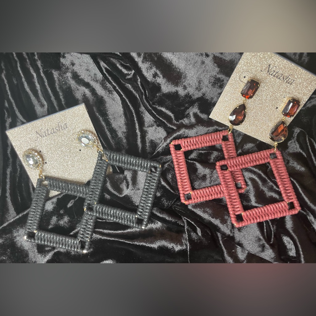 Natasha Earrings 25$